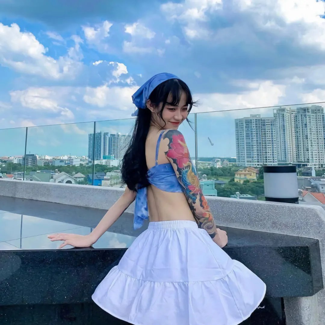 爆弹海报